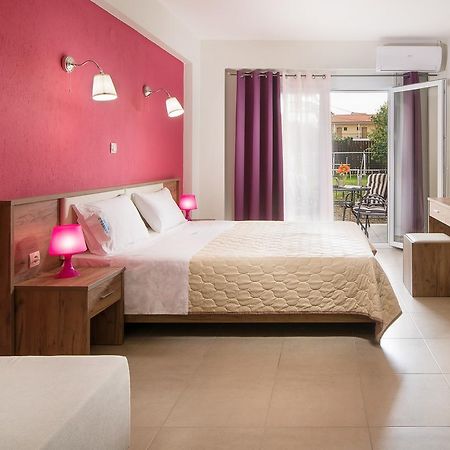 Anneta'S House Apartment นิกิติ ภายนอก รูปภาพ
