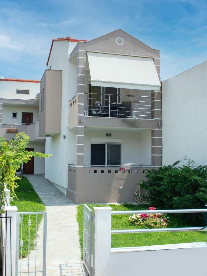 Anneta'S House Apartment นิกิติ ภายนอก รูปภาพ